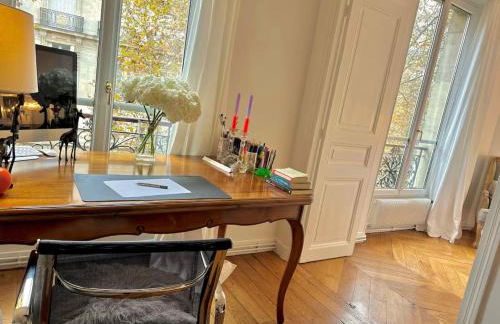 Luxury Apartment - Award 2026 - Eiffel Tower view Paris - Foto 10