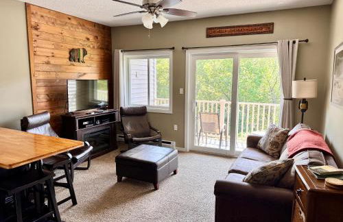 Loon Mountain Retreat with Pool and Hot Tub - Foto 40