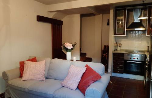 Casa con patio y chimenea en Piedralaves - Photo 21