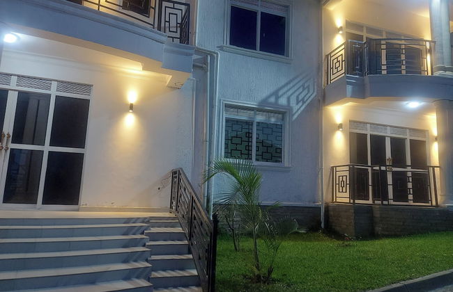 Cozy 2-bed Apartment in Akright City, Bwebajja - Foto 23