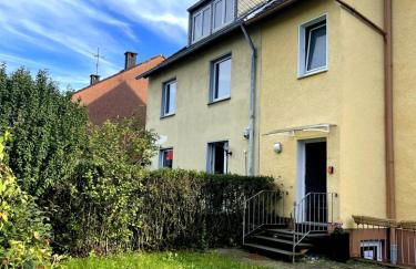 near Düsseldorf Messe and Airport, two Bedrooms, Parking, Kitchen and Garden - Photo 13
