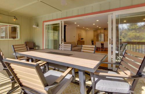 Lakefront Zirconia Home with Boathouse and Dock! - Foto 20