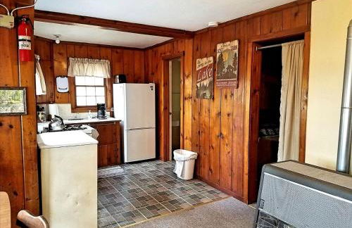 Cozy Lakeside Cabin in Manistee National Forest, Michigan - Foto 10