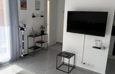 Appartement cosy avec cour privée & terrasse Calme idéal couples familles - Photo 4