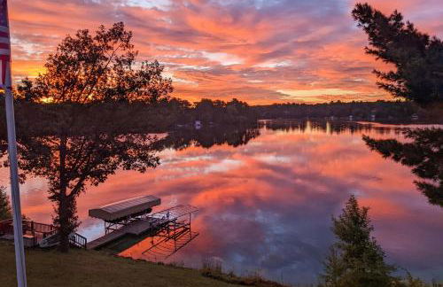 Dock, Deck and View Lakefront Chippewa Falls Studio - Foto 21
