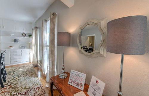 *H NEW!* Centrally Located 3BDRM Traveler`s Home Near Downtown Colorado Springs - Foto 33