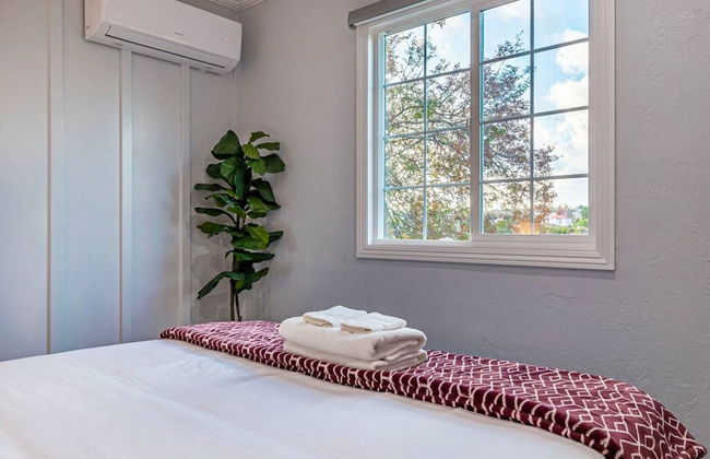 Stunning LA Luxury Retreat Ideal for Work or Play - Foto 27