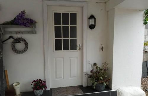 2 bedrooms sleeps 4 free wifi parking outdoor area - Foto 1