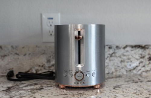 Spacious 5-bedroom villa in welcoming Burleson with WiFi, AC - Foto 16