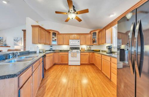 Whisper Haven - Private dock & Pet friendly - Photo 35