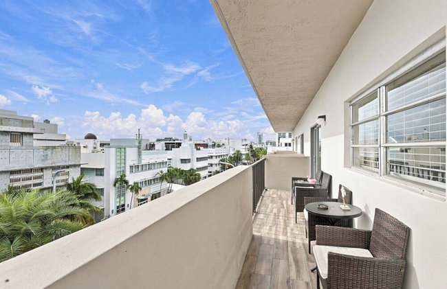2 Bedroom 2Bath Deluxe Apt with Patio - Foto 31
