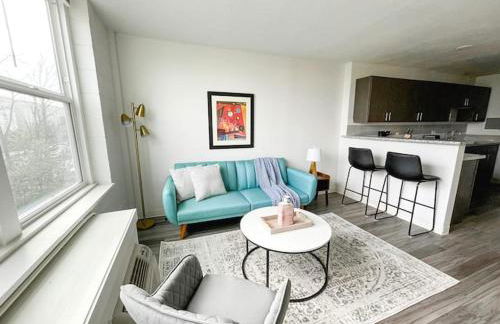 Sleepover Downtown Cincinnati 1BD 1BA Apartments - Photo 45