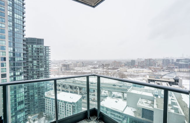 Aaira Suites at Fort York - Foto 21