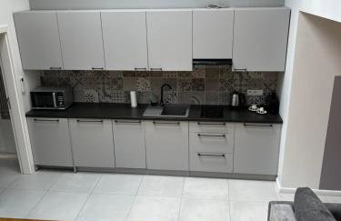 Ermine Suites - Photo 8