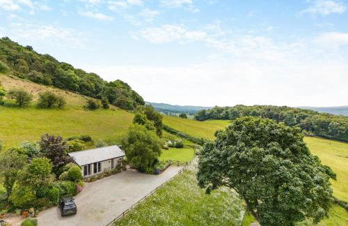 Beehive Cottage - Photo 6