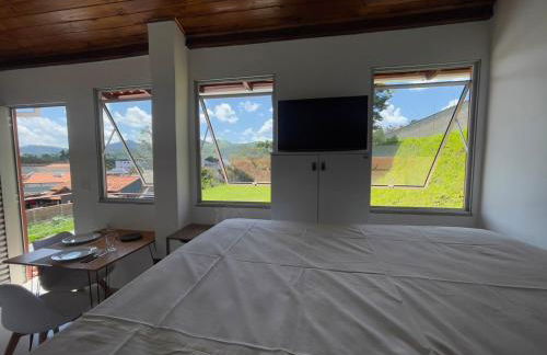 Tiny Garden House - Photo 12