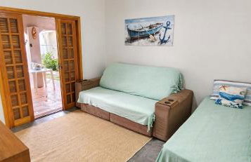 Casa Temporada Ubatuba perto da praia, check-in e out flexíveis com 5 vagas na garagem, wifi, churrasqueira - Foto 6