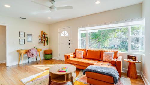 Mid-Century Lakeland Home with Game Room! - Foto 4