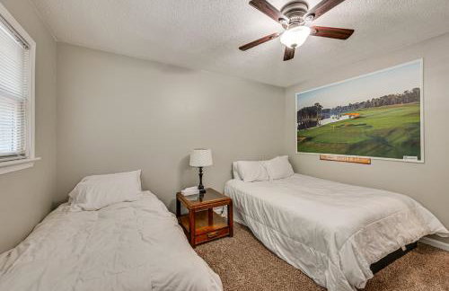 Golf Course Views and Games Galore - Vine Grove Gem! - Foto 26