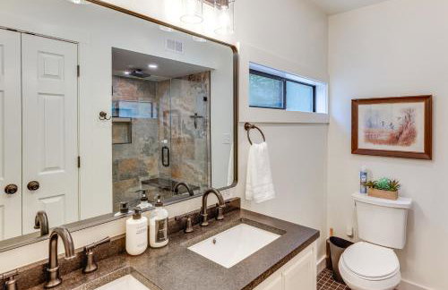 Family-Friendly Dadeville Cabin with Hot Tub and Porch - Foto 14