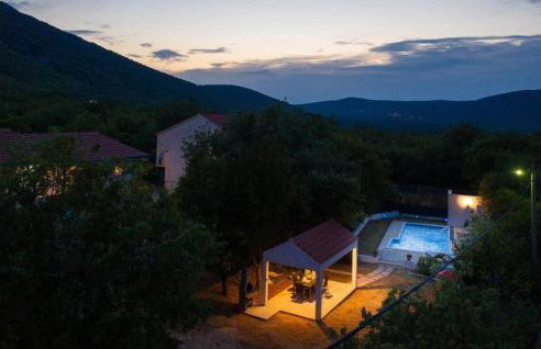 House Runjic w pool large garden and playground - Foto 44