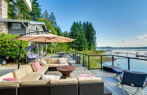 Waterfront Allyn Retreat with Guest House and Beach! - Photo 1