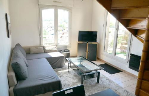 Bobigny : 2 pièces proche a86 et commerces - Foto 1