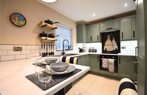 New Two Bedroom Suite - Walk to Trentham Gardens! - Foto 11