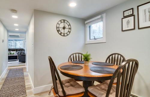 Modern Stark Home with Game Room, Grill and Fire Pit - Foto 7