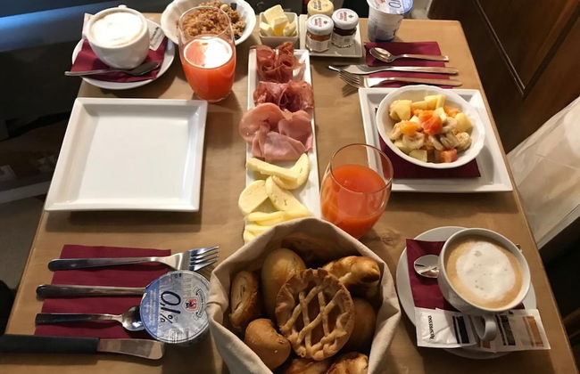 Luxury Venetian Rooms - Photo 33