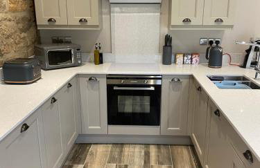 No. 3 Tomlinsons Apartments - Photo 6