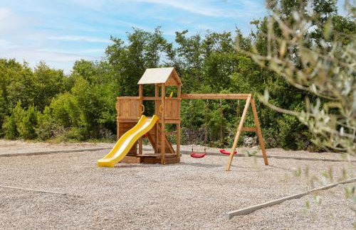 Villa KM 5 Bedroom with pool and garden - Foto 26