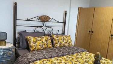 Polys Apartment and Paraskevi studio with view - Foto 4, wardrobe