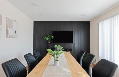 Charming Entire Home,18m to Manhattan, Home Theater - Foto 26