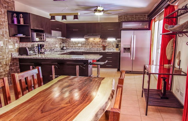 Big private home with pool in Surfside - a short walk from the beach - Photo 12