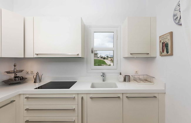 Modern Cycladic Style Villa Xara - Photo 9