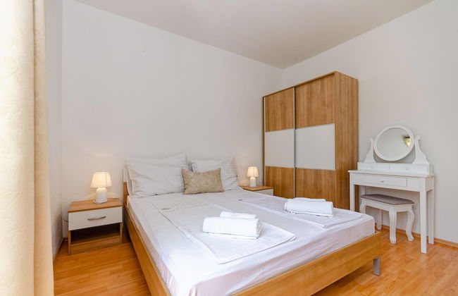 Apartments Mrs Brightside - Photo 17