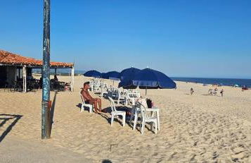 Flat Saigon Barra de Maricá Pé na Areia Wi-Fi - Foto 24