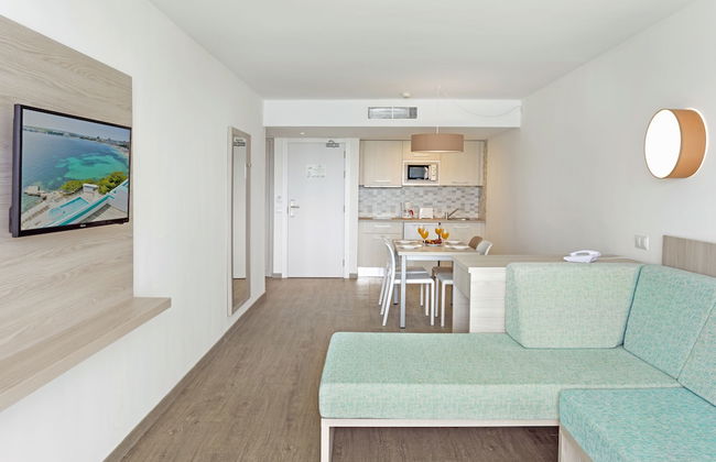 Hotel HSM Sándalo Beach - Photo 17