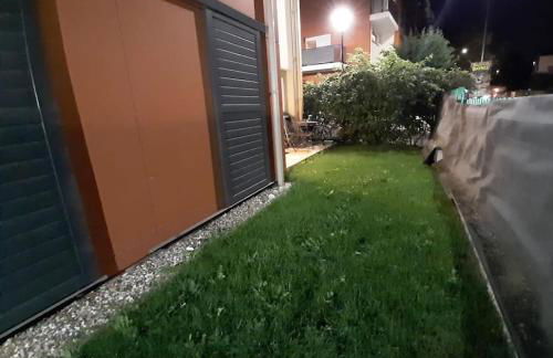 Joli appartement avec Jardin et 2 parkings privés - Foto 18