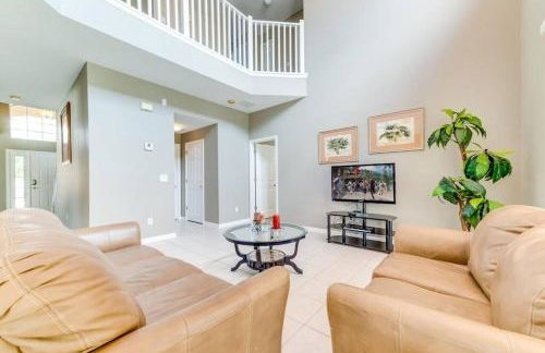 Family Pool Home, Gated Resort, near Disney & golf -209 - Foto 6