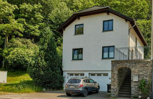 Haus an der Mosel - Photo 1