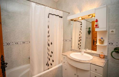 Alojaguay RUEDA, CASA MUSEO RÚSTICA-MODERNA, máxima TRANQUILIDAD con COMODIDAD - Foto 8