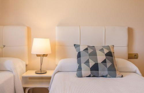 Central, Spacious Parking - Foto 15