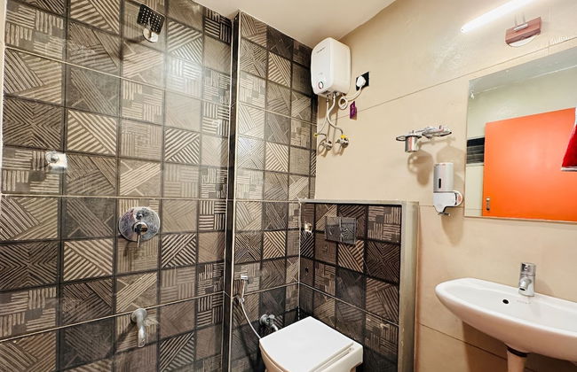 Home Escape 1BHK Retreat Nr Saket Square - Foto 10