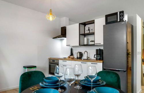 Exklusives Studio - Zentral Innenstadtlage - Kostenloser Parkplatz - Aufzug - Modern für bis zu 4 Personen - Smart Home - Foto 18