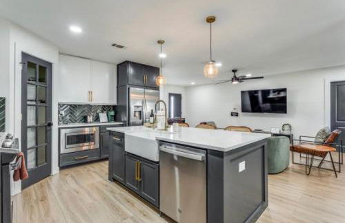 Luxury Oasis 4B 2B Jacuzzi Pet Friendly - Foto 31