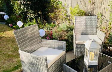 Stunning Seafront House with garden and private parking - Foto 70