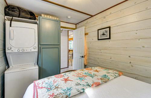 Outdoor Kitchen and Canal Views Cabin in Quilcene! - Foto 15