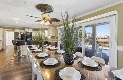 Paradise on Ocean Waterway Huge 5000 sq ft w Private Pool, Boat Dock, Grand Piano, Game Tables, BBQ, 1 acre Yard, Crib, Sleeps 34 - Photo 7